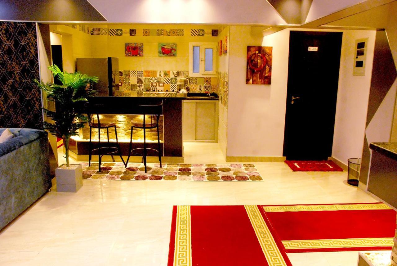 Pyramids Planet Hotel Ghatati 외부 사진