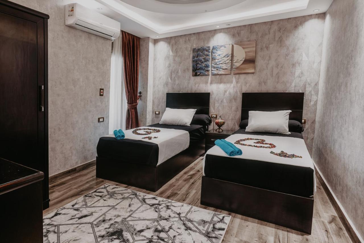 Pyramids Planet Hotel Ghatati 외부 사진